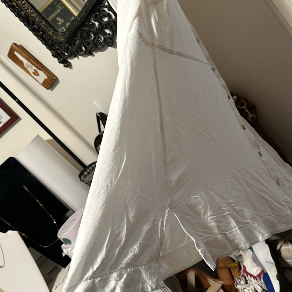 FREE PEOPLE white button down front side bottom slits dress rayon large - Picture 10 of 10